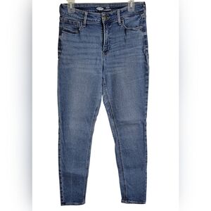 Old Navy Rockstar Super Skinny Jeans